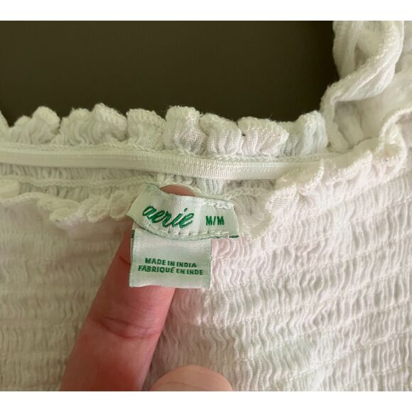 Aerie ruffle strap sleeveless smocked crop top - Picture 3 of 8